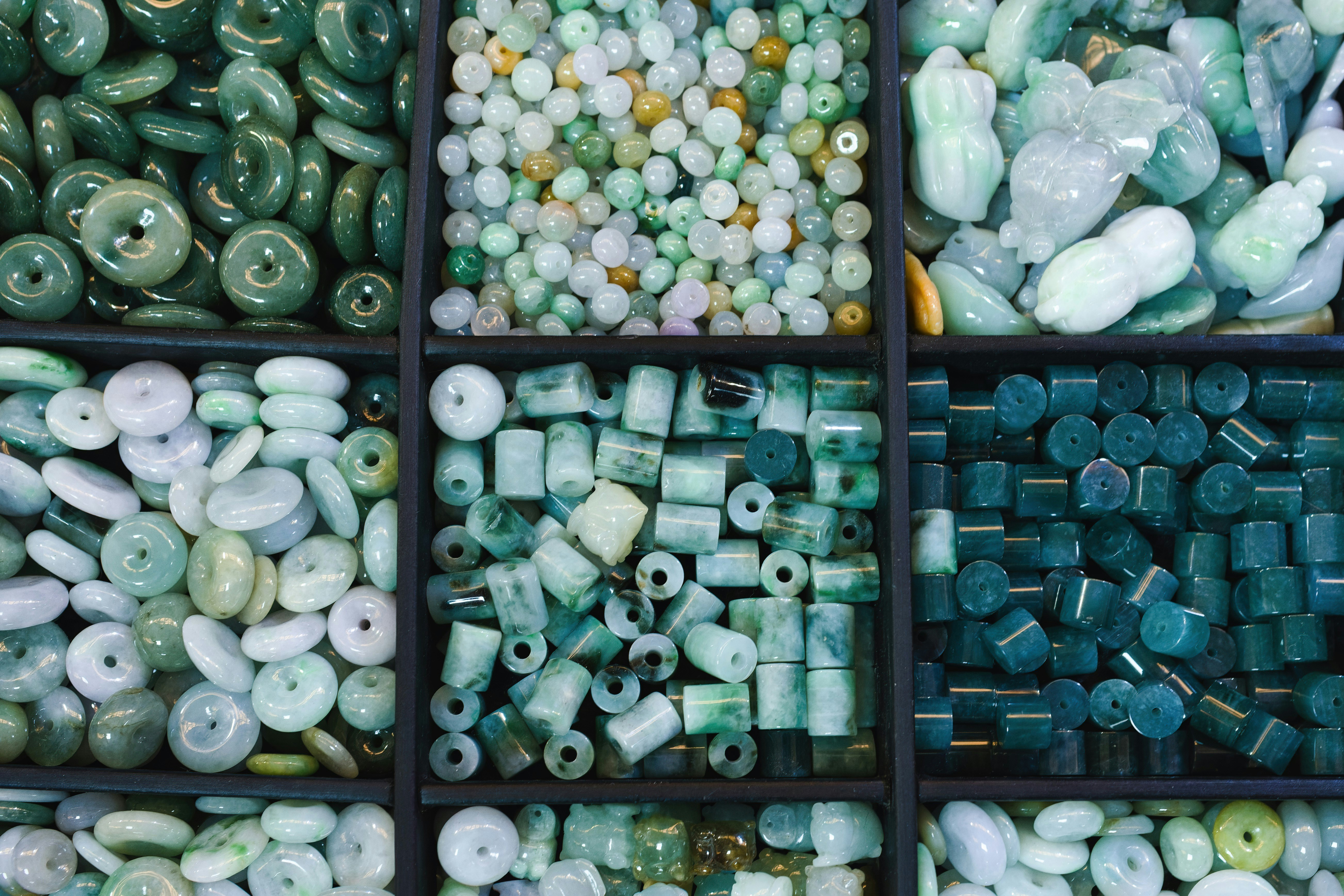 Colorful beads for jewelry making